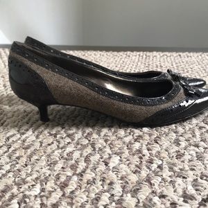 Bandolino kitten heel brown pointy toe shoes